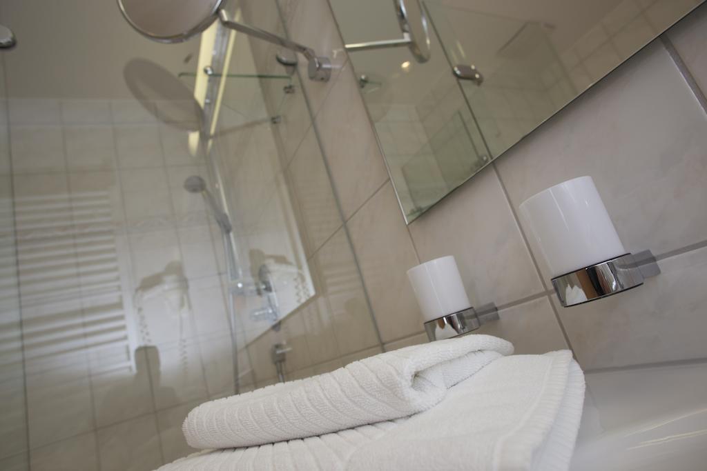 Seminarhotel Аурих Номер фото